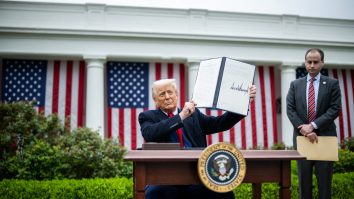 Trump a amânat introducerea tarifelor de import până pe 1 august: „Bani mulți vor începe să intre pe 1 august”