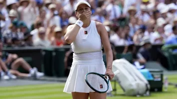 Surpriză în semifinalele de la Wimbledon: Aryna Sabalenka a fost eliminată de Amanda Anisimova