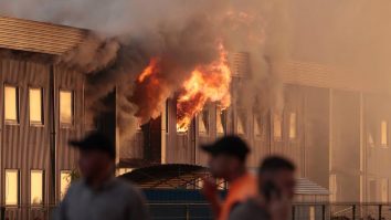 Zelenski susține că peste 300 de drone de atac și peste 30 de rachete de diferite tipuri au fost lansate împotriva orașelor ucrainene