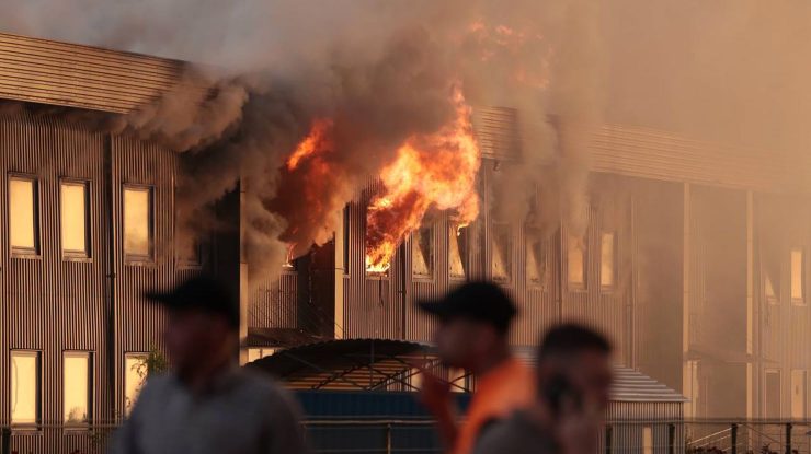 Zelenski susține că peste 300 de drone de atac și peste 30 de rachete de diferite tipuri au fost lansate împotriva orașelor ucrainene