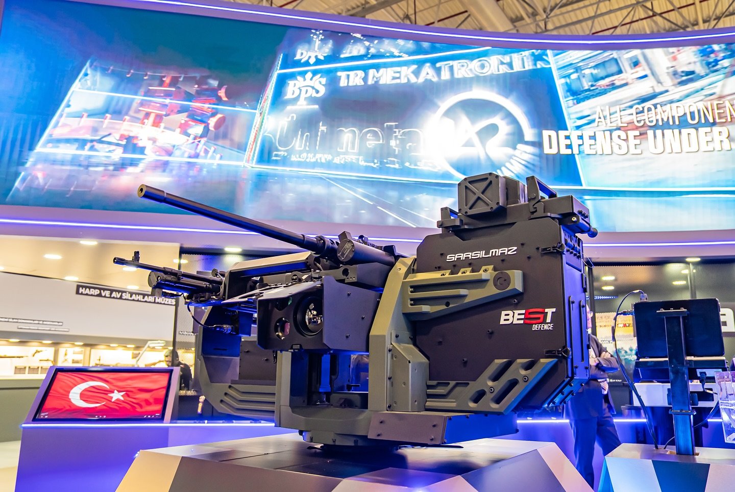 A început IDEF 2025, Târgul Internațional de Armament din Turcia. România participă la eveniment. Ce vedem la ediția din acest an