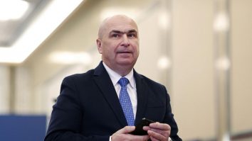 Guvernul Bolojan își asumă răspunderea pe noile măsuri fiscale. Partidele, pensionarii și cazinourile pierd bani