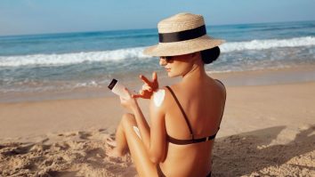 Cum te protejezi împotriva razelor UV? 8 din 10 români folosesc crema cu protecție solară doar vara, arată un studiu Reveal Marketing