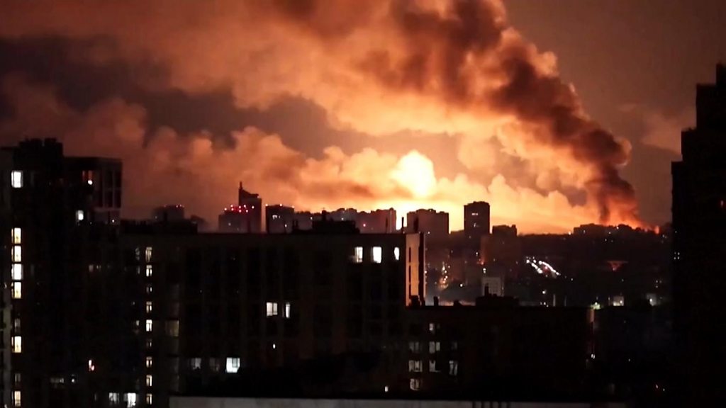 LIVE UPDATE. Război în Ucraina, ziua 1.229. Ucraina a lovit o bază aeriană rusă după un atac masiv cu drone