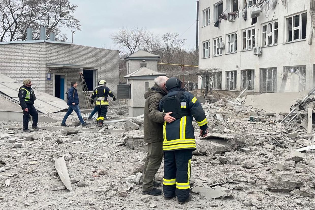 LIVE UPDATE. Război în Ucraina, ziua 1.245. În ciuda declarațiilor rusești care pledează pentru pace, Armata Rusă a atacat regiunea Sumî cu drone, rănind 13 persoane