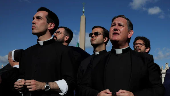 Vaticanul organizează un eveniment al influencerilor catolici, cu peste 1.000 de preoți care răspândesc Evanghelia pe social media