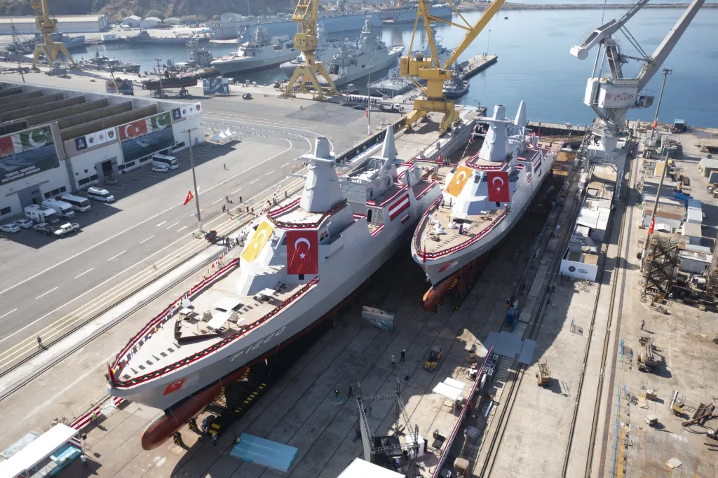 România achiziţionează prima navă de luptă nouă, după aproape 35 de ani, din Turcia, la prețul de 265 milioane de euro