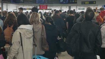 Diaspora vrea o schimbare în ceea ce privește reprezentarea ei în politica României. Care este atitudinea elitei politice în raport cu românii plecați din țară