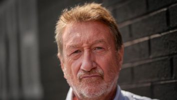 Regizorul „Peaky Blinders”, Steven Knight, va scrie scenariul pentru următorul film „James Bond”