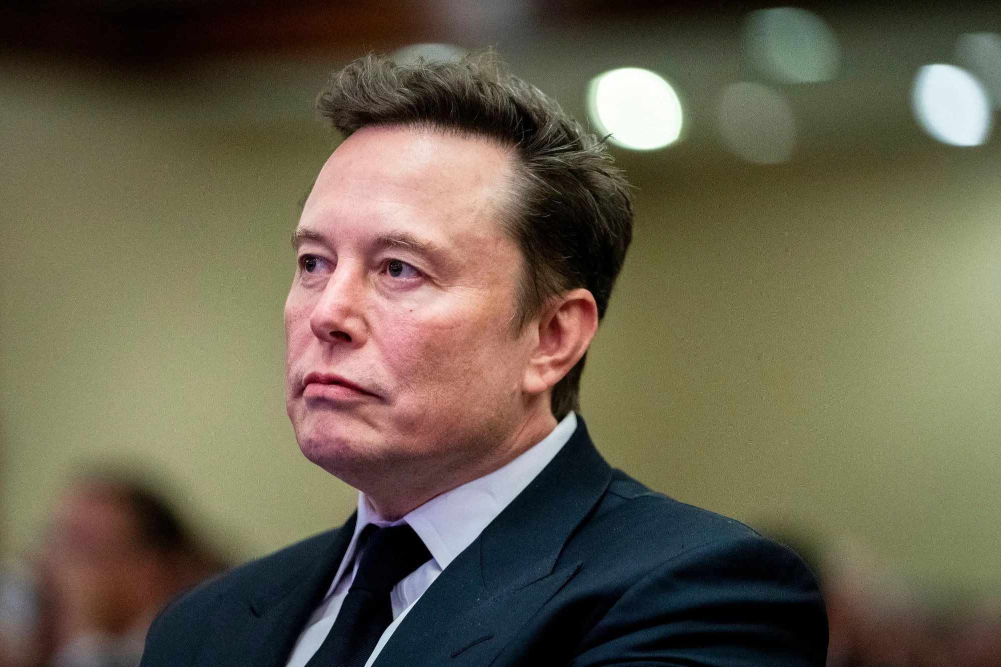 Elon Musk dă în judecată Apple și OpenAI. Le acuză de conspirație și concurență neloială