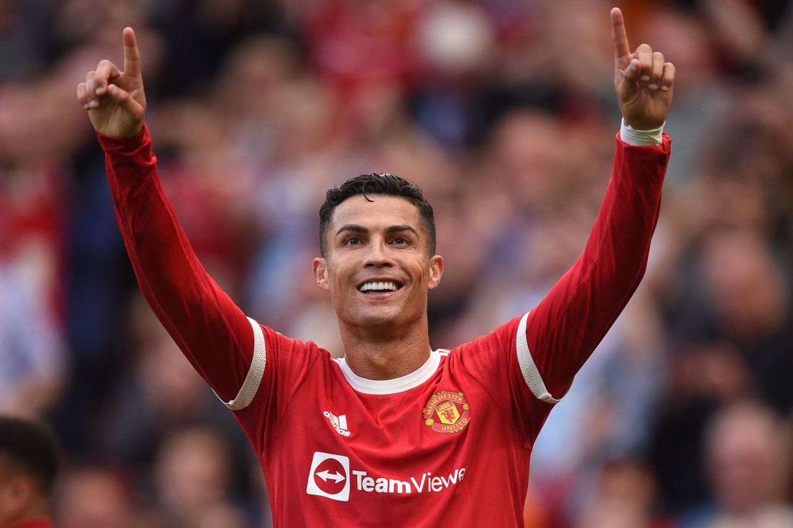 Ronaldo bate un nou record și devine primul jucător de fotbal care a înscris 100 de goluri pentru patru cluburi diferite