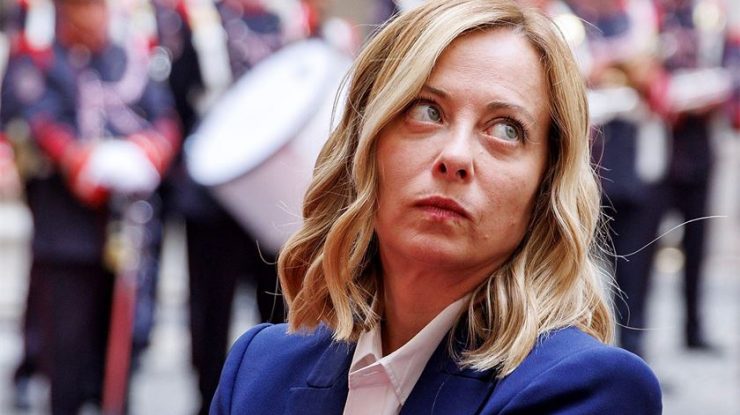 Giorgia Meloni a reacționat cu furie după ce CJUE a ridicat pragul necesar pentru ca statele să poată respinge solicitanții de azil