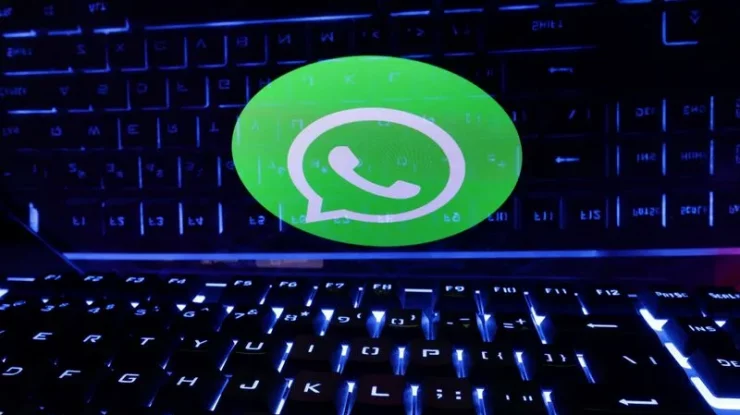 Rusia a ordonat ca aplicația MAX, rivala WhatsApp, să fie preinstalată pe toate telefoanele și tabletele rușilor