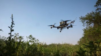 România dezvoltă în premieră o dronă FPV autonomă ghidată de Inteligența Artificială. Cum va învăța Armata Română să o folosească