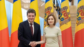 Nicușor Dan a mers la Chișinău, de Ziua Limbii Române: „Moldovenii au dat un exemplu întregii lumi prin păstrarea limbii române, în ciuda presiunilor Rusiei”