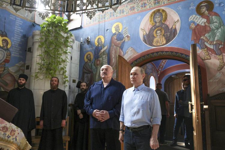 Putin anunţă că racheta supersonică Oreşnik va fi desfăşurată în Belarus până la sfârşitul anului: „Locaţiile au fost alese”