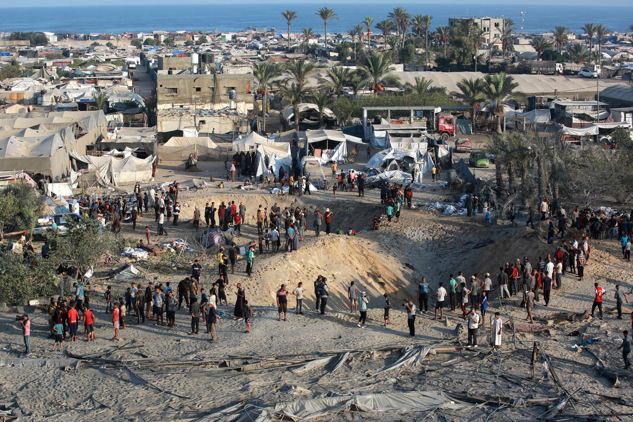 LIVE UPDATE. Război în Israel, ziua 680. Israelul bombardează orașul Gaza și trage asupra echipajelor care încearcă să salveze răniții