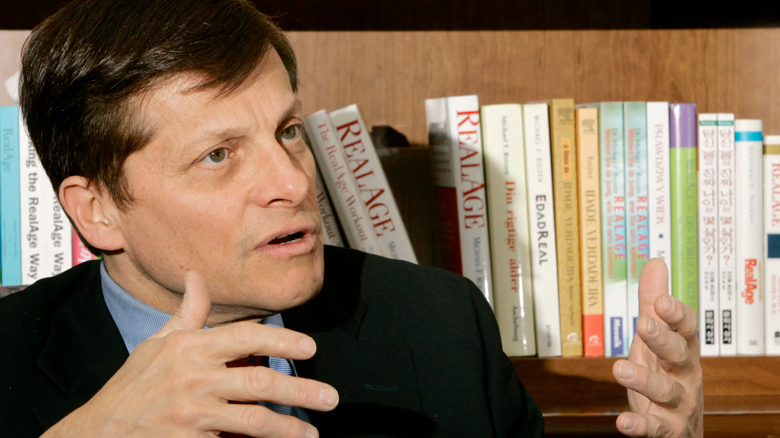 De acum, longevitatea pare posibilă. Doctorul Michael Roizen a publicat o nouă modalitate prin care poți să-ți reduci vârsta biologică cu 21 de ani