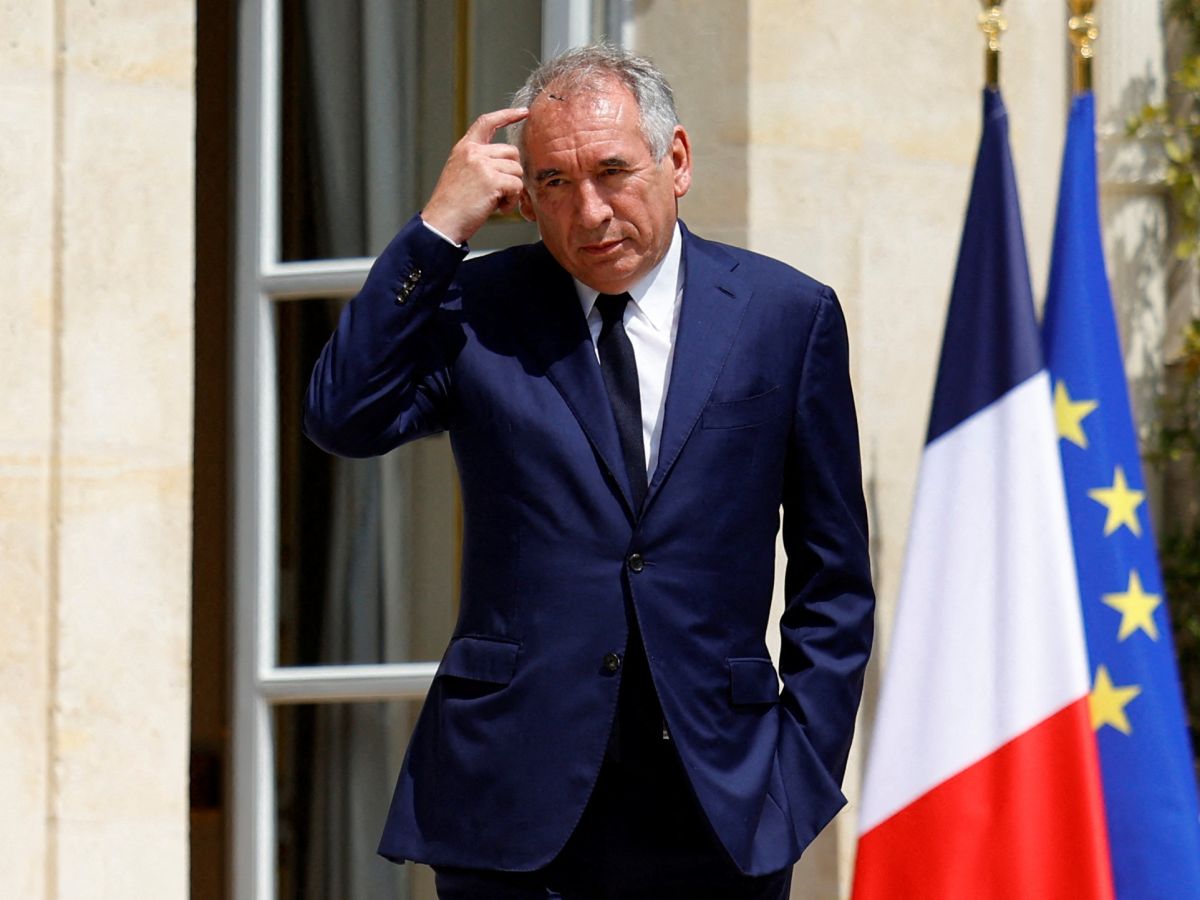 Franța riscă să intre într-o criză politică fără precedent, din cauza măsurilor de austeritate ale Premierului Bayrou. Stabilitatea UE e în pericol