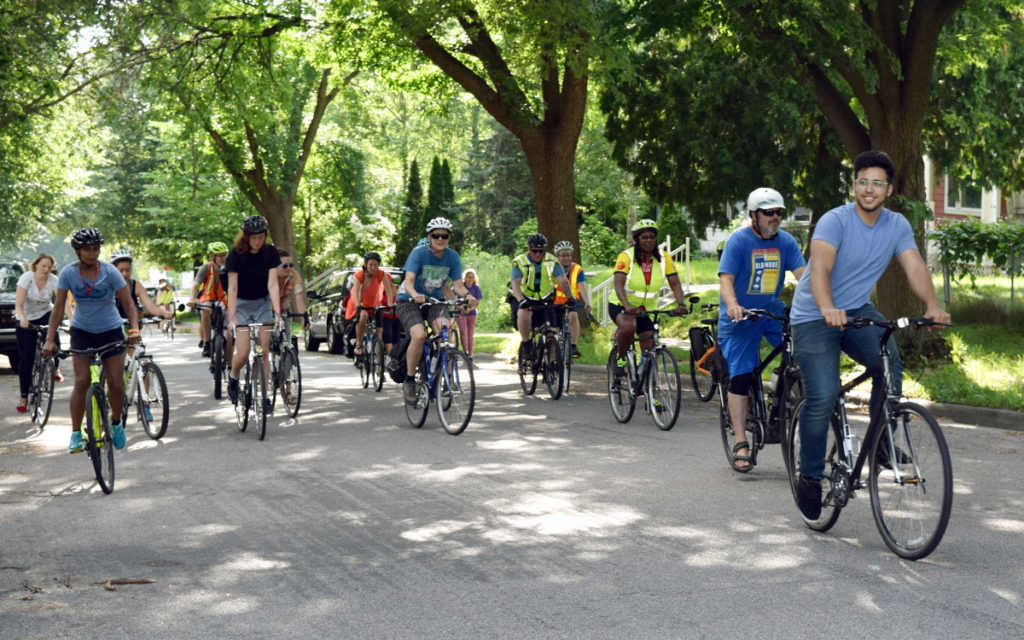 România se află pe locul 3 în topul creșterii vânzărilor de biciclete. Paul Meghea, pasionat de ciclism: „În sfârșit avem un plan coerent pentru o rețea de infrastructură”
