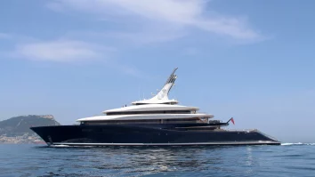 Bill Gates scoate la vânzare superiahtul de 645 de milioane de dolari, primul alimentat cu hidrogen. „O minune a ingineriei”, îl descrie un pasionat