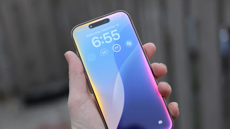 Apple testează o versiune îmbunătăţită a lui Siri. Mai sunt câteva luni până la lansarea oficială