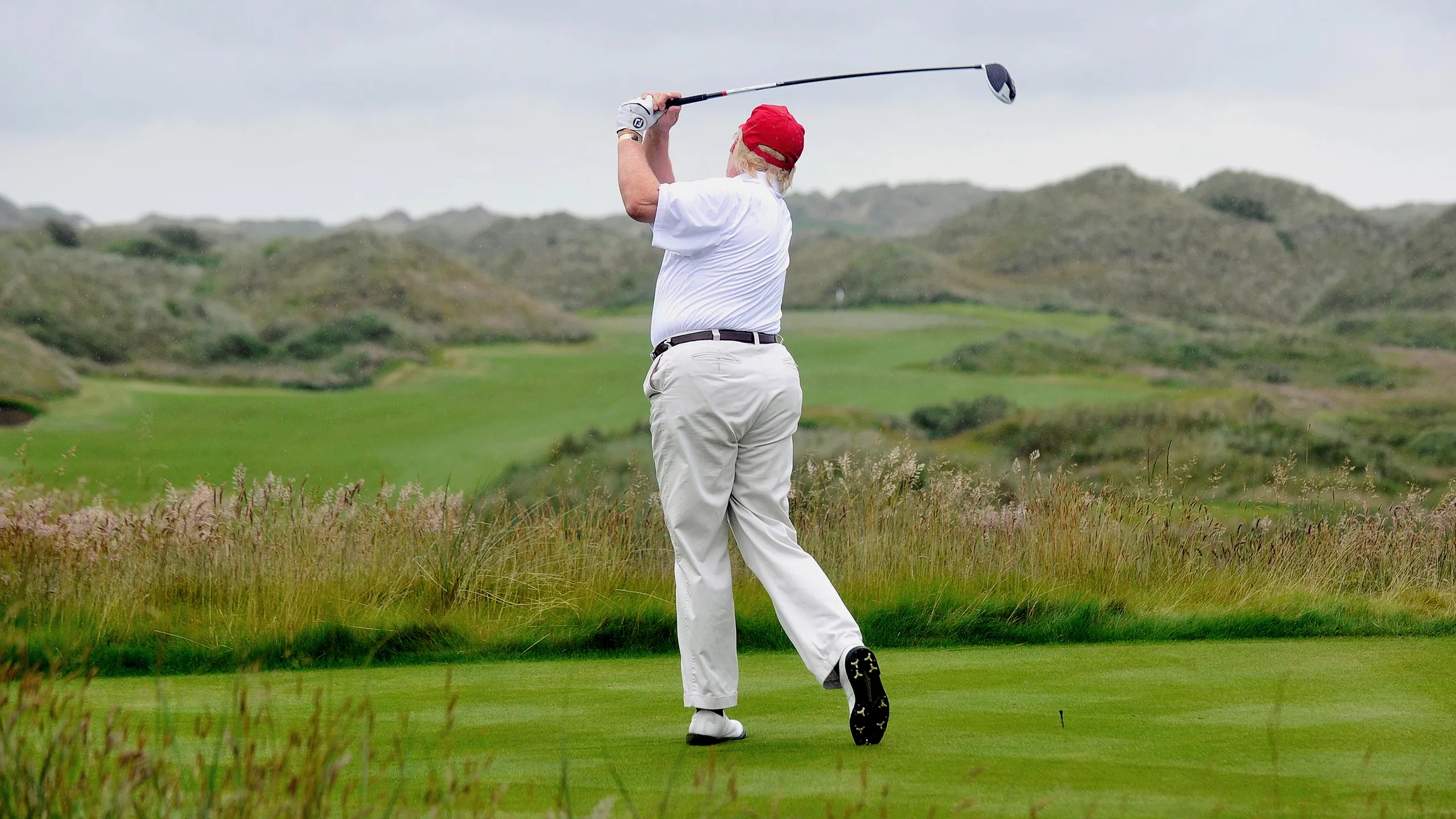 Trump va fi prezent la prima rundă a turneului de golf Ryder Cup. Președintele a fost invitat de PGA Tour