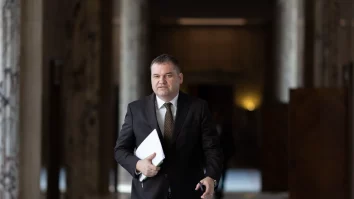 Reforma administraţiei locale reduce 40.000 de posturi, cu un impact financiar anual de 2,2 miliarde de lei, anunță Ministrul Dezvoltării