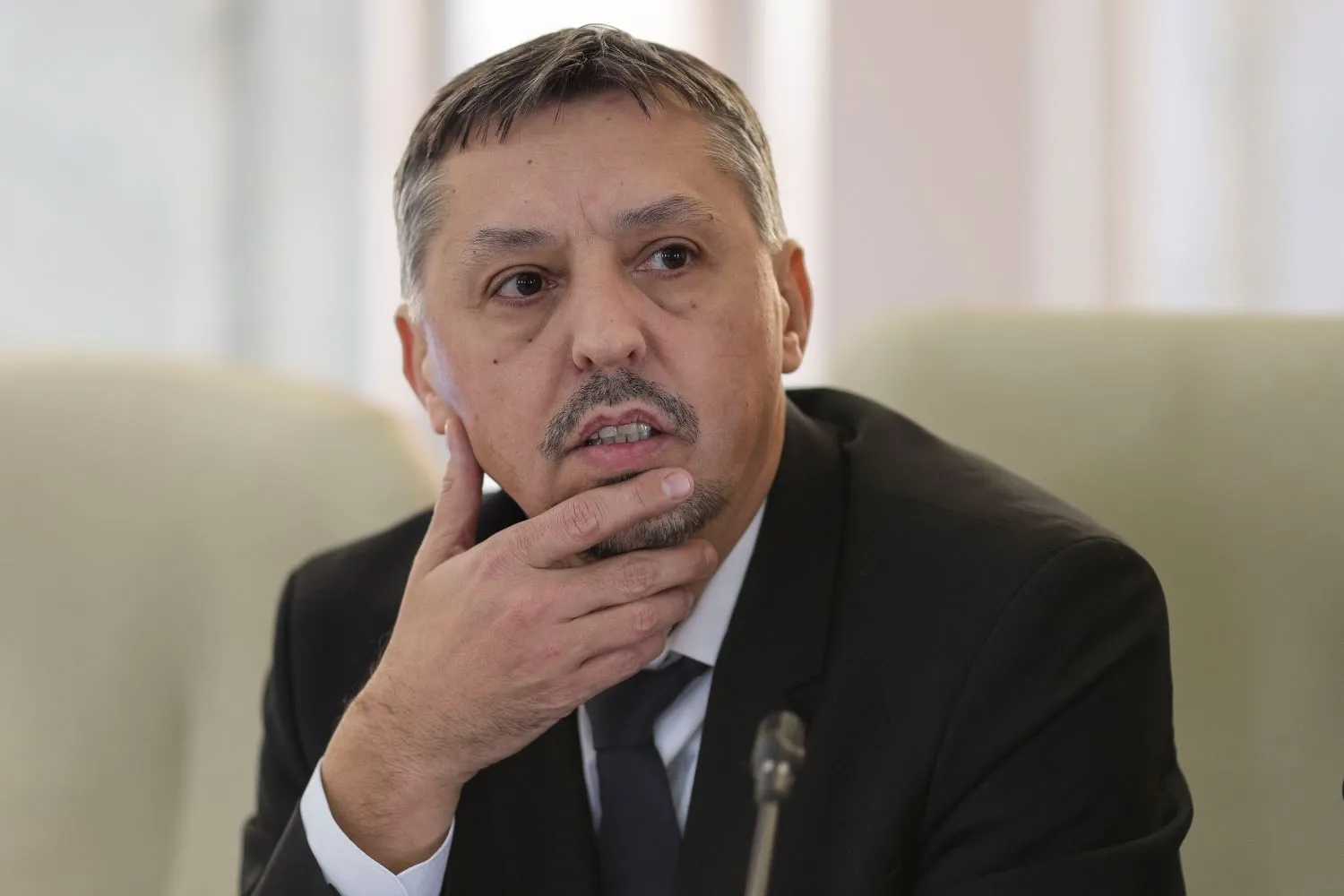 Ministerul Educației validează competențele obținute în afara școlii: „Vei putea obține o calificare recunoscută oficial”