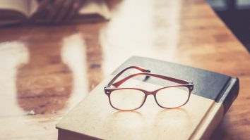 Un studiu făcut pe 600.000 de tineri arată că filosofia aduce beneficii uriașe. În România, au rămas puține facultăți exclusiv de Filosofie