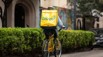 Numărul de produse dintr-o comandă a scăzut cu 31%. 84% dintre români spun că le-a scăzut puterea de cumpărare după măsurile fiscale