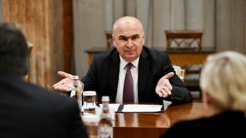 Ilie Bolojan intră în război cu Justiția. Ce șanse are Guvernul să adopte Pachetul 2 de măsuri fiscale, care vizează și pensiile speciale ale magistraților