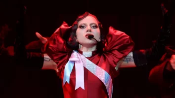 Lady Gaga a anunțat lansarea noii sale piese „The Dead Dance”. Piesa va apărea în al doilea sezon al serialului Netflix, „Wednesday”