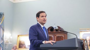 SUA vor revizui peste 55 de milioane de vize pentru a verifica dacă titularii au încălcat regulile de intrare sau de ședere