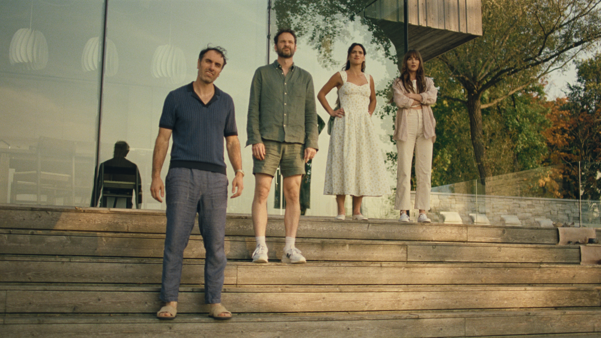 Weekend-ul aduce în cinematografe trei premiere diferite. „Splitsville”, o comedie romantică, prezintă problemele de cuplu