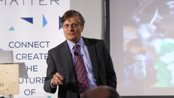 Michael Roizen, expert în longevitate, susține că și-a inversat vârsta biologică cu 21 de ani. Medicul a ajuns de la 78 la 57 de ani