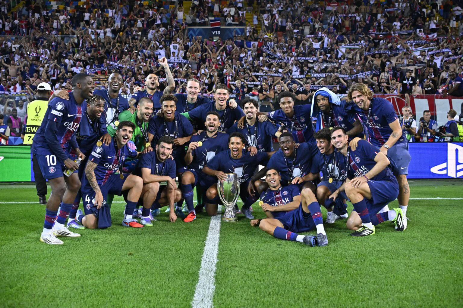 PSG câștigă Supercupa Europei, după 2-2 în 90 de minute și 4-3 la loviturile de departajare cu Tottenham. Radu Drăgușin e accidentat și nu a jucat