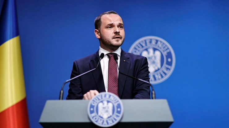 Ministrul Sănătății, Alexandru Rogobete, a anunțat că spitalele de stat vor fi obligate să publice numărul de pacienți internați și numărul transferurilor