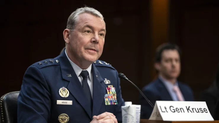Secretarul Apărării, Pete Hegseth, l-a demis pe locotenentul general Jeffrey Kruse, șeful Agenției de Informații a Apărării. Motivul: Siturile nucleare din Iran distruse de SUA
