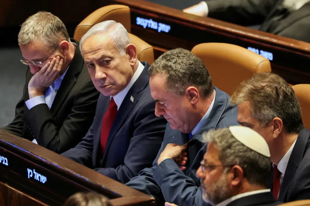 Israelul a bombardat suburbiile orașului Gaza. Cabinetul lui Netanyahu va discuta „planul de cucerire”