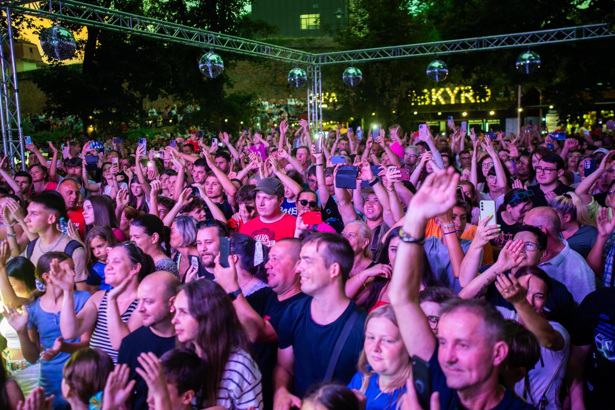 Holzstock Indie Festival își deschide porțile în acest weekend în Hosman, jud. Sibiu. Ce alte evenimente te așteaptă
