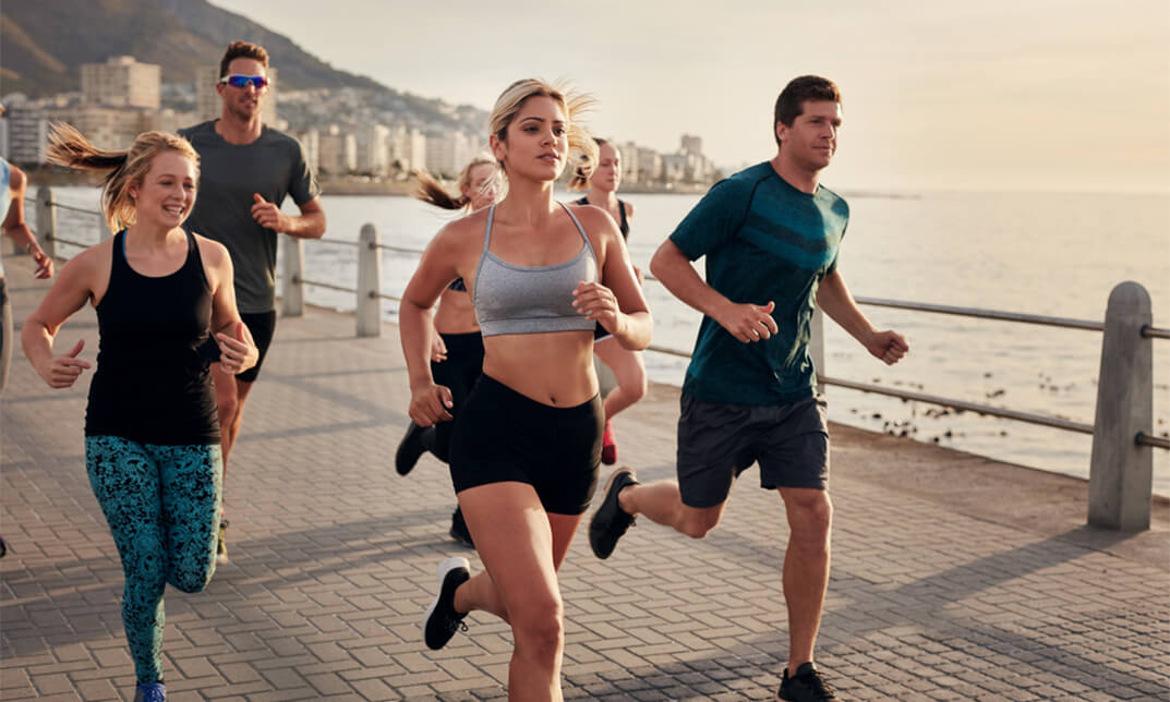 Sportul de weekend scade riscul de deces cardiac cu 33%. Laura Alexe, instructor de fitness: „Frecvența e mai importantă decât intensitatea”