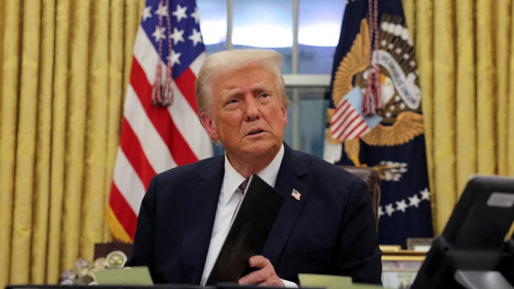 Trump va redenumi „Departamentul Apărării” în „Departamentul Războiului”. Denumirea a fost folosită ultima dată în anii ’40