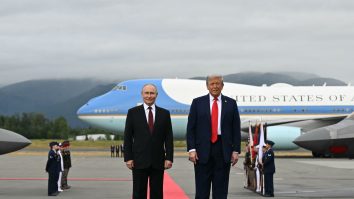 America și Ucraina nu au negociat garanțiile de securitate post-război. Trump e supărat că Putin atacă Ucraina imediat după discuțiile pentru pace