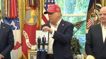 Trump: „Aștept să văd dacă Putin și Zelenski se vor întâlni. În două săptămâni voi decide dacă impunem sancțiuni masive sau nu mai facem nimic”