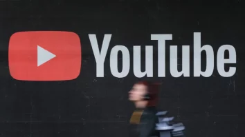 YouTube testează în SUA un nou sistem bazat pe Inteligență Artificială. Acesta estimează dacă un utilizator are sub 18 ani
