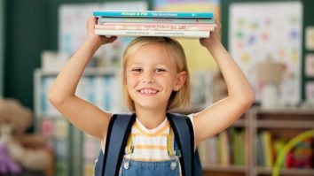 Ce activități alegi pentru copiii tăi în vacanță? Raluca Rus, expertă în parenting: „Trebuie să le oferim alternative sănătoase și cu sens copiilor”