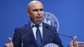 Guvernul Bolojan are probleme mari cu programul PNRR. Ce proiecte își vor pierde parțial sau total finanțarea în urma adoptării OUG
