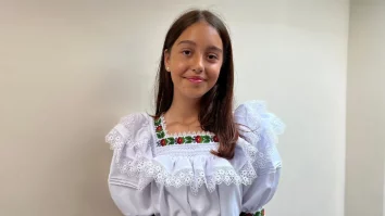 Copiii de origine română învață limba și cultura română într-o școală din Jersey, UK. Programul a fost nominalizat la Premiile BBC Radio