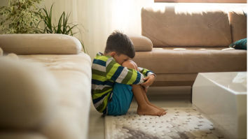 Abuzul verbal în copilărie poate avea efecte similare cu cele ale abuzului fizic, arată un studiu